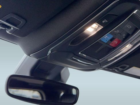 Used 2023 Jeep Grand Cherokee Altitude image 17