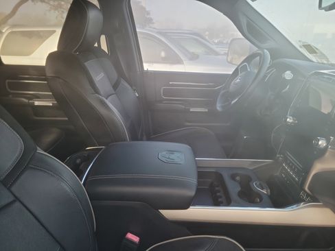 Used 2019 RAM 2500 Laramie image 9