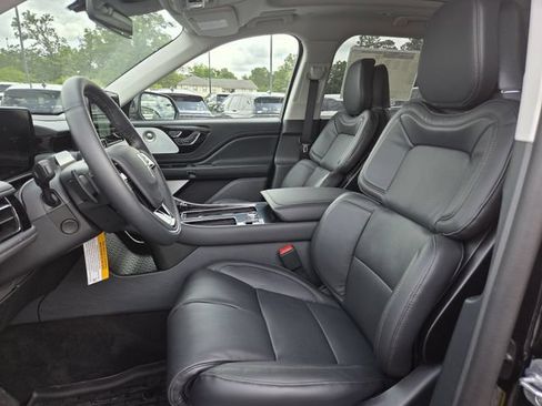 New 2026 Lincoln Aviator Reserve AWD/4WD image 12