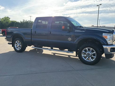 Used 2015 Ford F250 Lariat w/ Lariat Ultimate Package AWD/4WD image 30