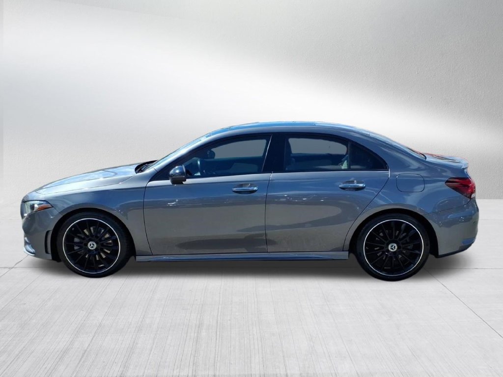 Used 2021 Mercedes-Benz A 220 image 7
