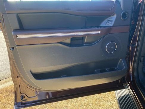 Certified 2024 Ford Expedition Limited image 52
