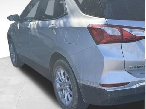 Used 2021 Chevrolet Equinox LT AWD/4WD image 28