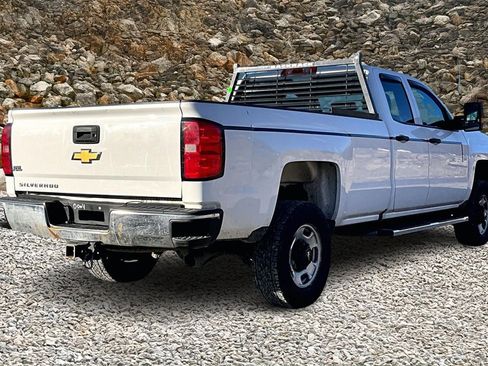 Used 2019 Chevrolet Silverado 2500 W/T w/ WT Convenience Package image 2