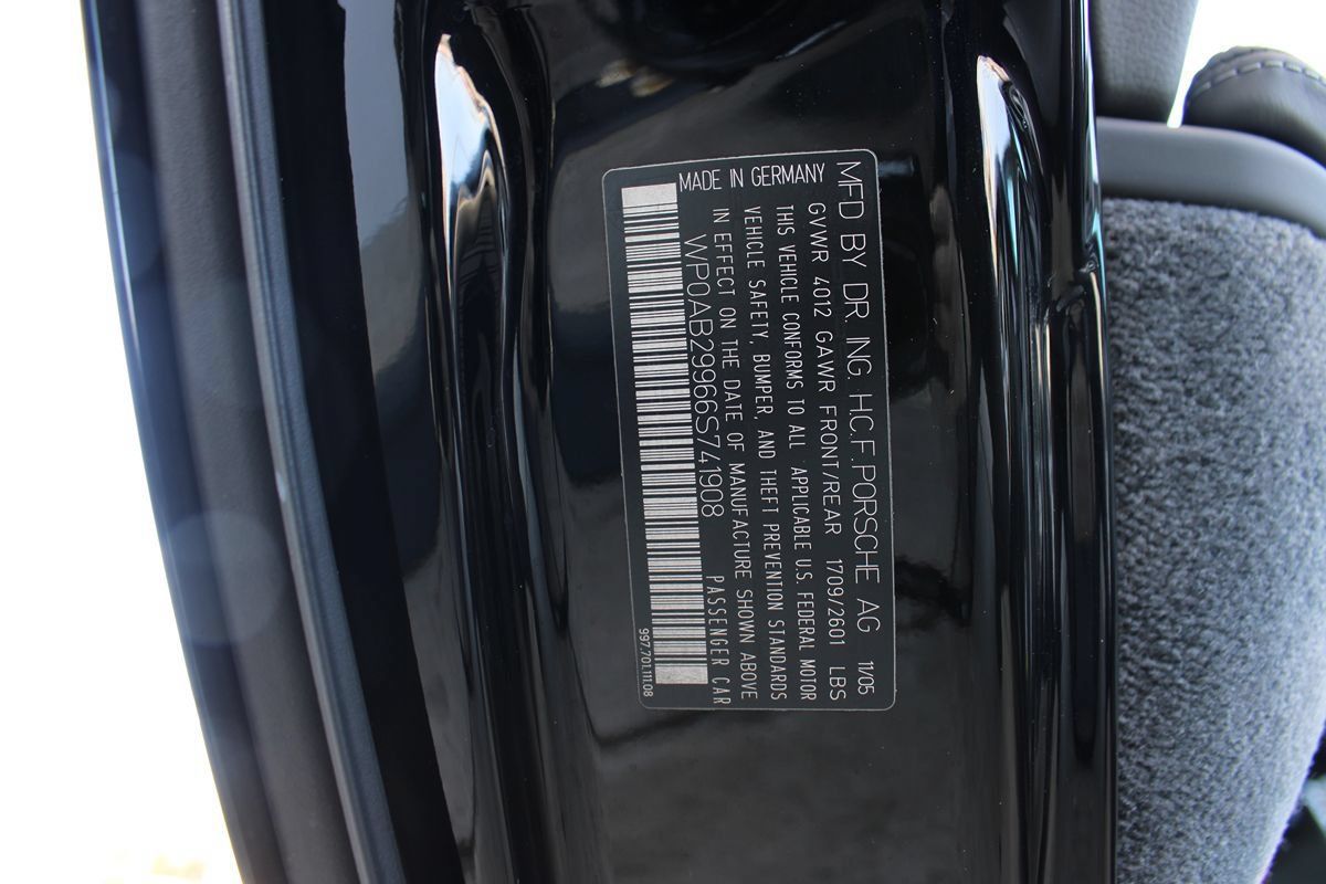 Used 2006 Porsche 911 Carrera S RWD image 40