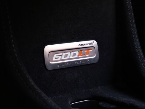 Used 2019 McLaren 600LT RWD image 16