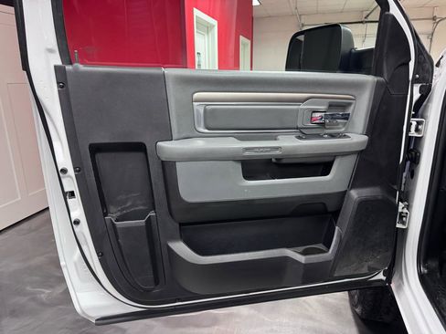Used 2017 RAM 2500 Tradesman w/ Chrome Appearance Group AWD/4WD image 15