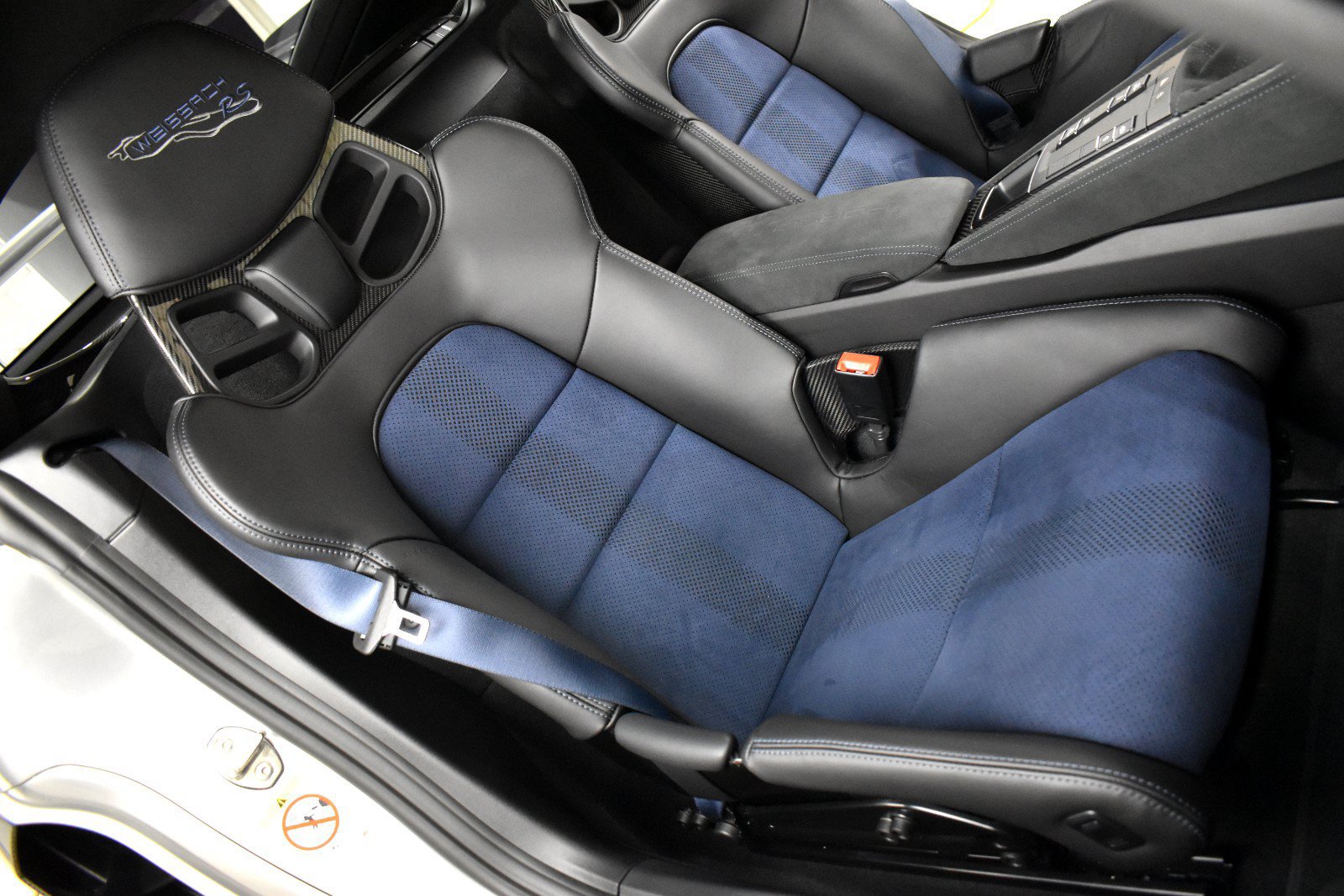 Used 2024 Porsche 718 Cayman GT4 RS RWD image 43