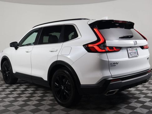 Used 2024 Honda CR-V Sport Touring image 6
