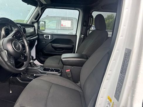 Used 2018 Jeep Wrangler Unlimited Sport S AWD/4WD image 8