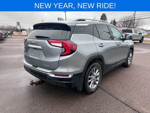 Used 2024 GMC Terrain SLT image 6