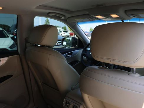 Used 2017 INFINITI QX50 2WD image 19