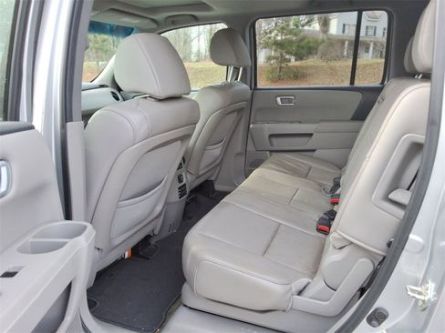 Used 2014 Honda Pilot EX-L image 11
