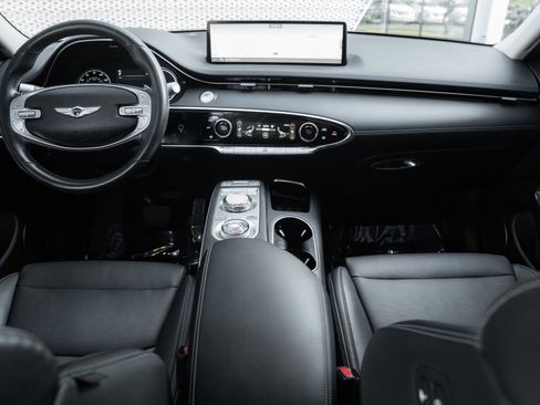 Used 2022 Genesis GV70 2.5T w/ Select Package image 8