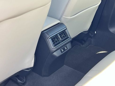 Used 2023 Honda Accord EX-L image 23