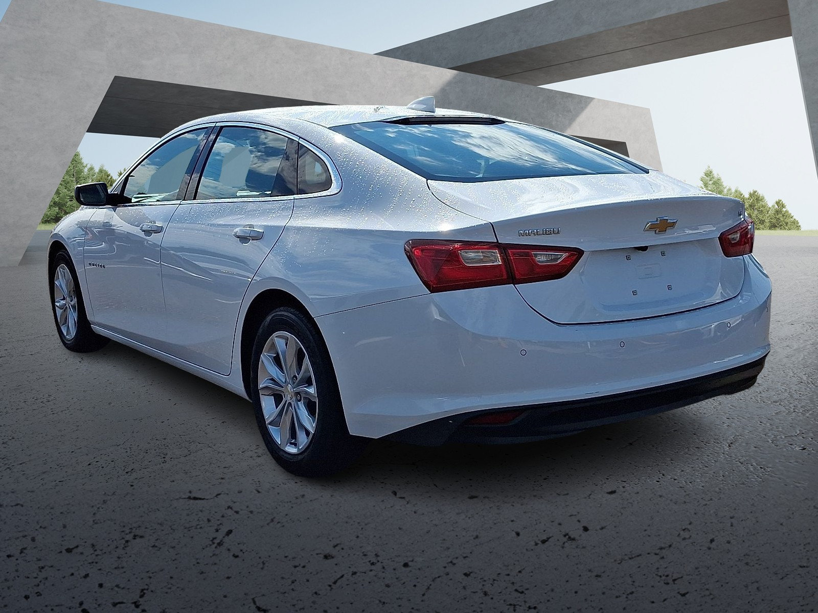 Used 2025 Chevrolet Malibu LT FWD image 4