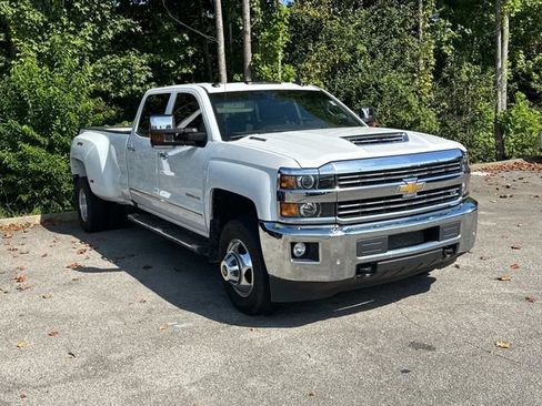 Used 2018 Chevrolet Silverado 3500 LTZ w/ Duramax Plus Package AWD/4WD image 2