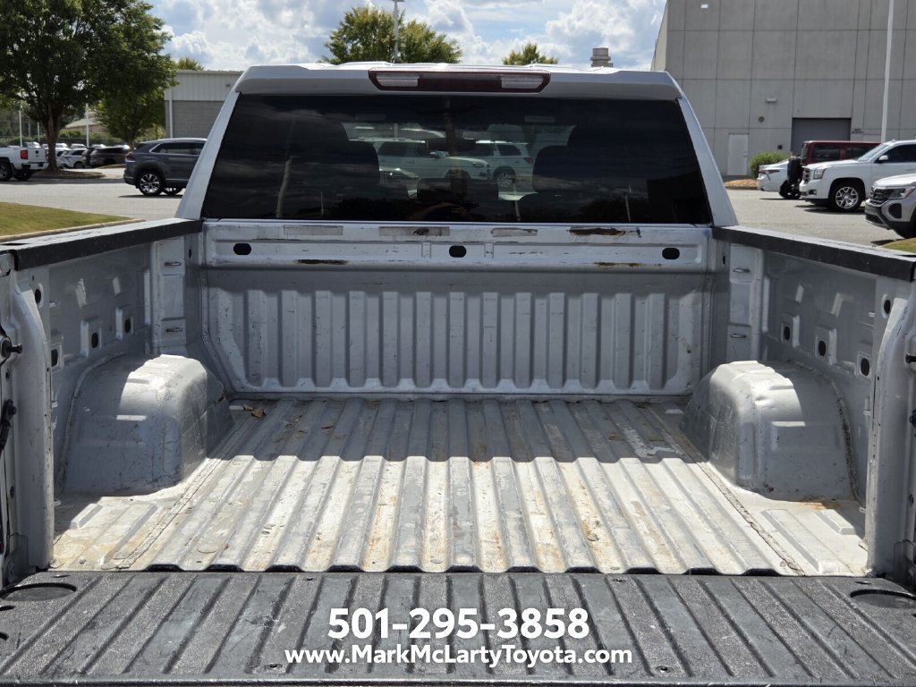 Used 2020 Chevrolet Silverado 1500 Custom w/ Custom Value Package RWD image 13