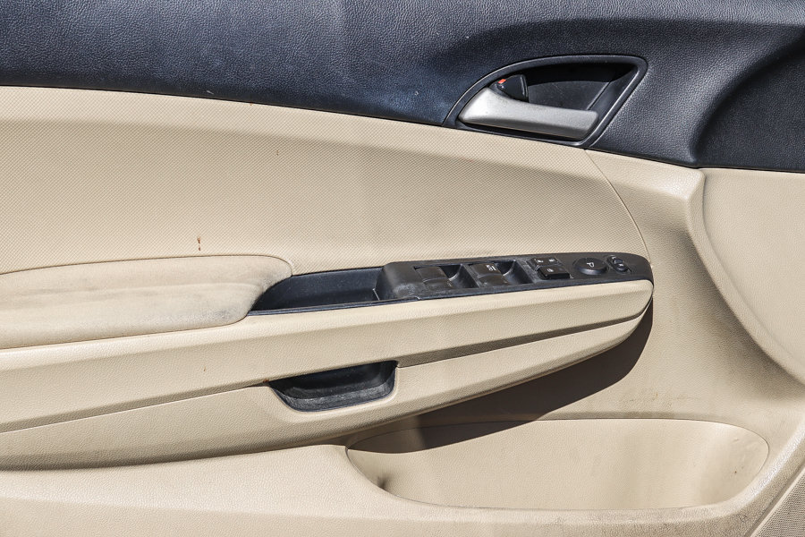 Used 2012 Honda Accord LX image 15