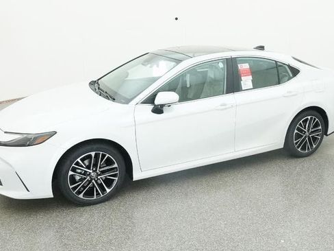 New 2026 Toyota Camry XLE image 2