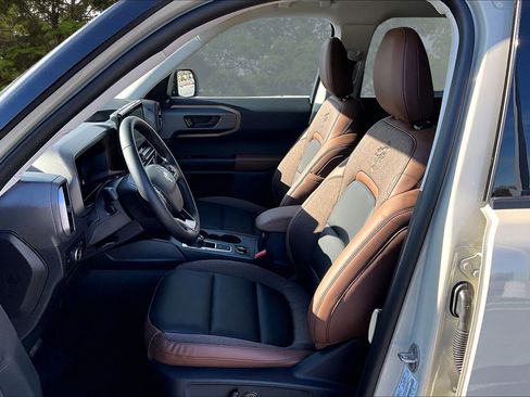 New 2025 Ford Bronco Sport Outer Banks w/ Outer Banks Tech Package+ image 9