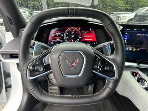 Used 2023 Chevrolet Corvette Stingray Preferred Conv w/ Z51 Performance Package RWD image 21
