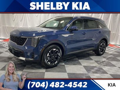 New 2026 Kia Sorento S w/ S Panoramic Sunroof Package