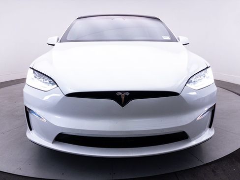 Used 2022 Tesla Model X AWD/4WD image 12