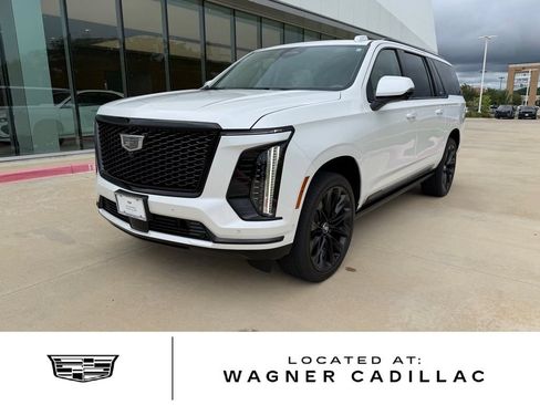 Used 2025 Cadillac Escalade ESV Sport Platinum w/ LPO, ONYX Package AWD/4WD image 1