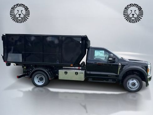 New 2026 Ford F550 4x4 Regular Cab Super Duty image 5