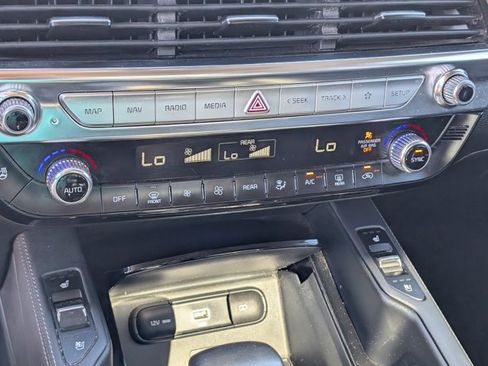 Used 2022 Kia Telluride SX w/ SX Prestige Package image 29