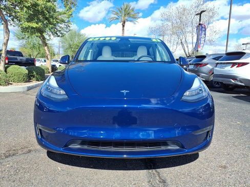 Used 2021 Tesla Model Y 2WD image 2