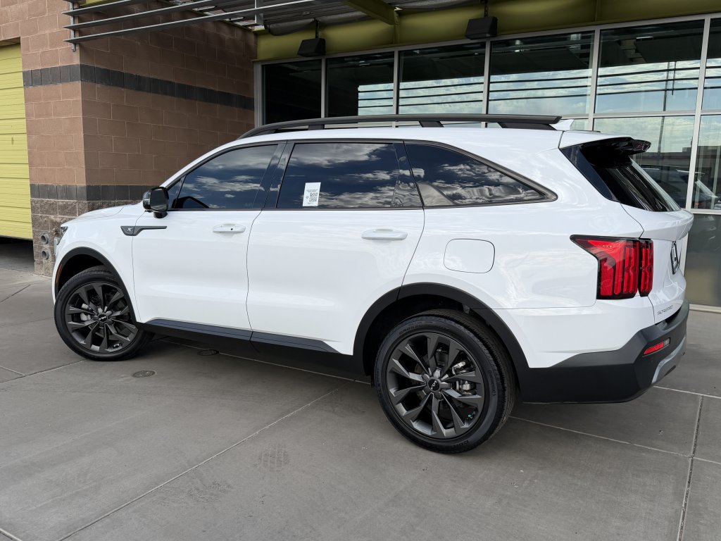 Used 2023 Kia Sorento SX Prestige AWD/4WD image 5