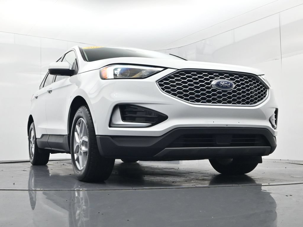 Used 2024 Ford Edge SEL AWD/4WD image 35