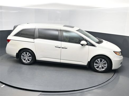 Used 2015 Honda Odyssey EX-L image 17