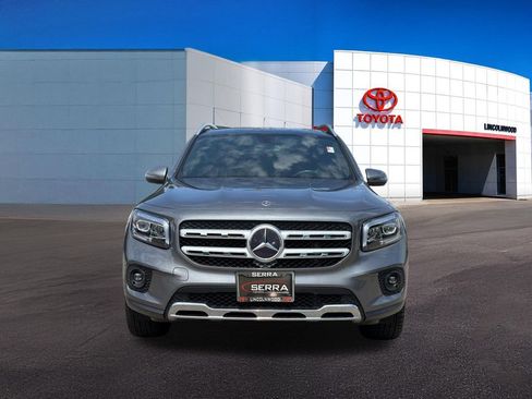 Used 2021 Mercedes-Benz GLB 250 4MATIC image 4