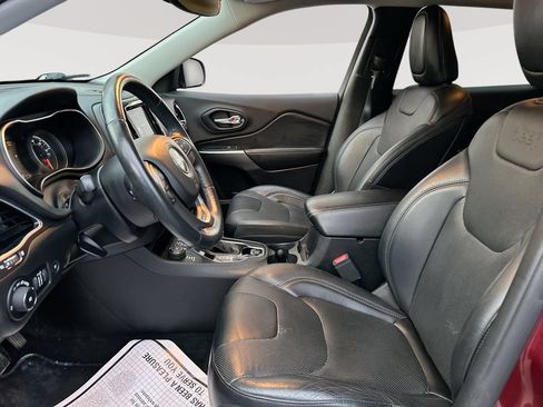 Used 2019 Jeep Cherokee Limited AWD/4WD image 22