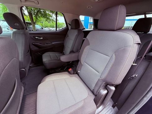 Used 2020 Chevrolet Traverse LT AWD/4WD image 25