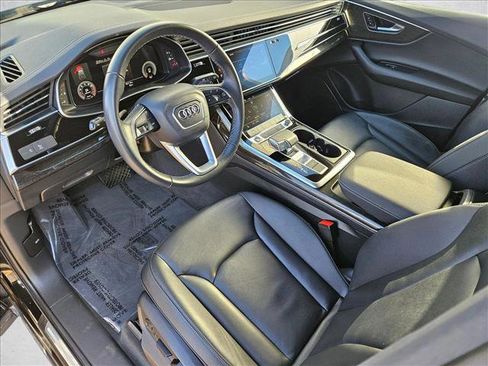Used 2025 Audi Q7 3.0T Premium image 9