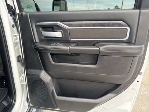 Used 2024 RAM 2500 Big Horn image 22