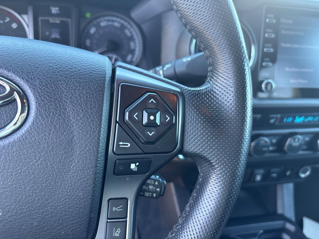 Used 2021 Toyota Tacoma TRD Off-Road w/ TRD Premium Off Road Package AWD/4WD image 21
