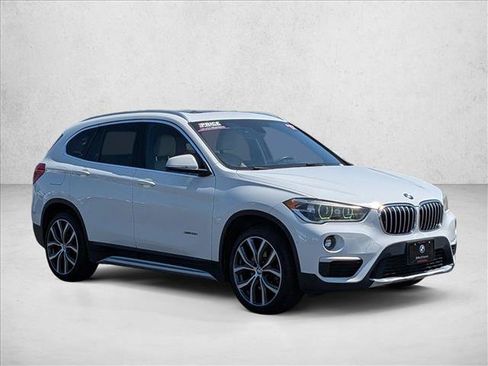 Used 2017 BMW X1 xDrive28i AWD/4WD image 3