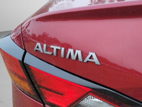Used 2024 Nissan Altima 2.5 SV image 21