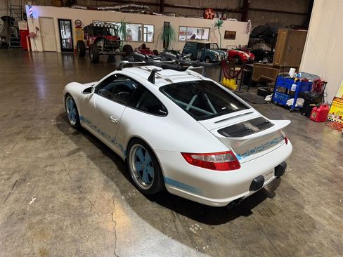 Used 2006 Porsche 911 image 17