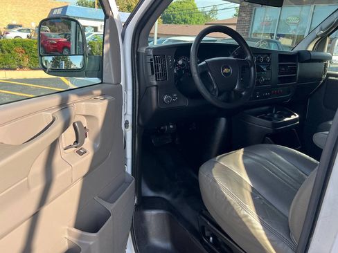 Used 2014 Chevrolet Express 2500 w/ Cold Climate Package RWD image 15