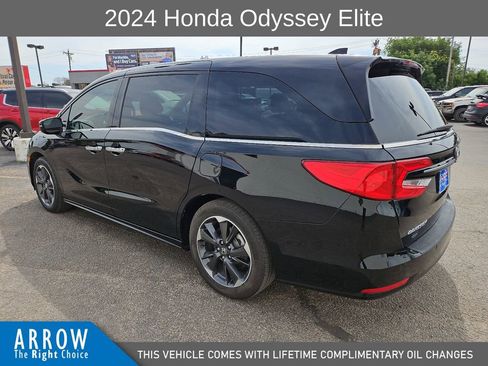 Used 2024 Honda Odyssey Elite image 8