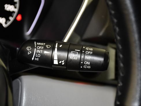 Used 2025 Honda Pilot EX-L image 23