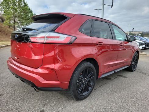 Used 2020 Ford Edge ST-Line w/ Cold Weather Package image 25