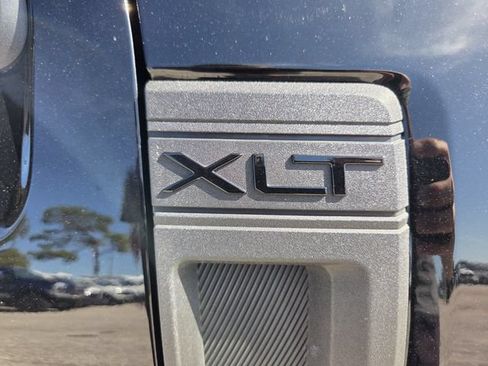 Certified 2023 Ford Maverick XLT w/ Black Appearance Package FWD image 19