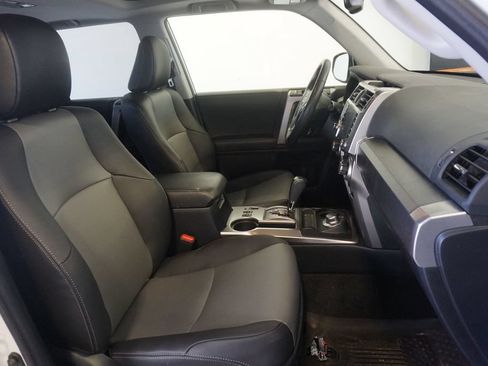 Used 2024 Toyota 4Runner SR5 Premium w/ 4Runner Black Package (TMS) AWD/4WD image 23